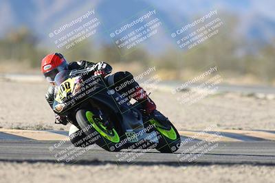 media/Dec-07-2025-CVMA (Sun) [[3e7d2de5dc]]/Race 12- Formula 40 MW and LW/